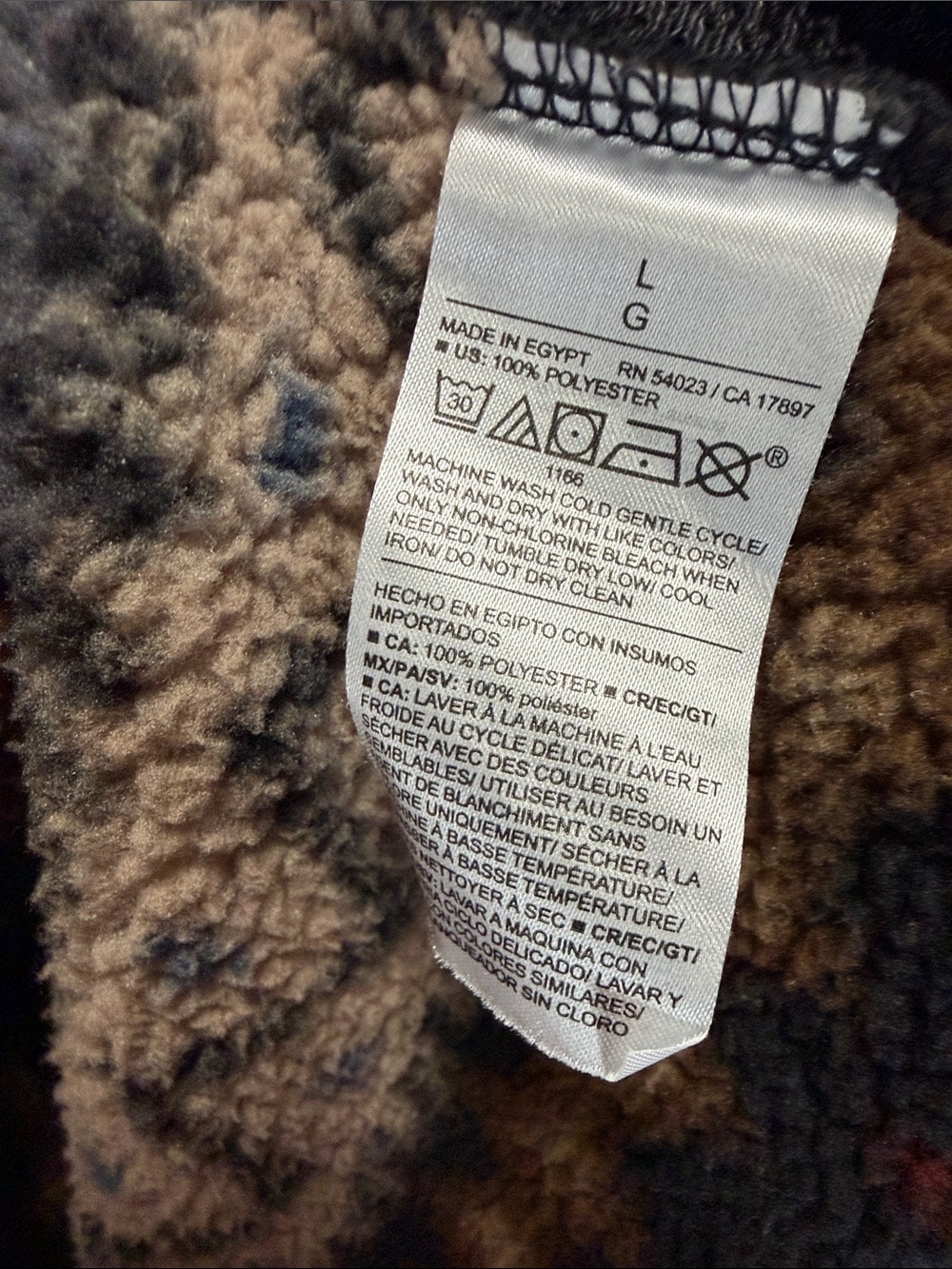Old Navy Beautiful Men's Half Zip-Up Patterned Fleece Pullover - Size L 30x27 - Picture 3 of 6